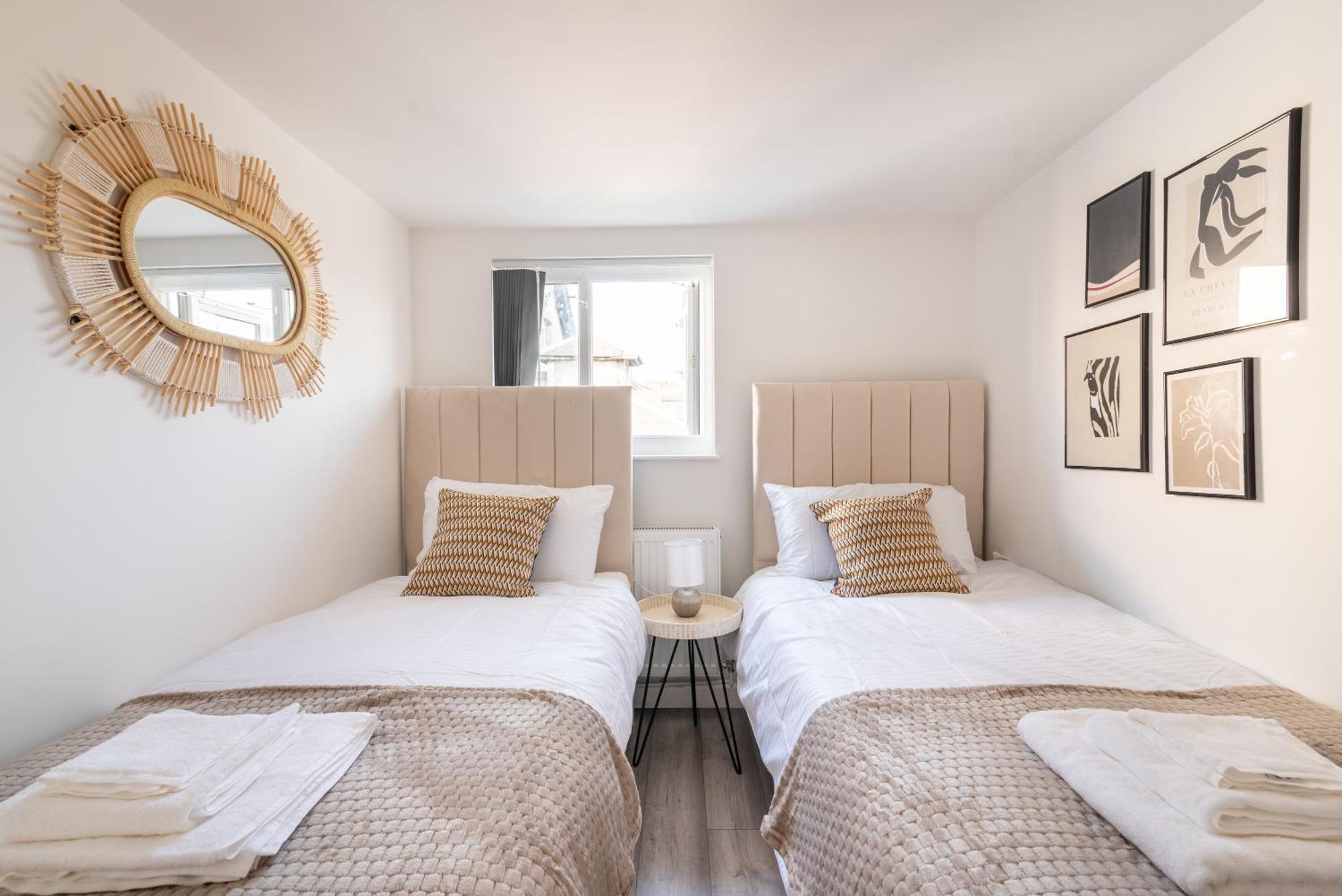 Cosy Cardiff Apartments - Garden Lounge المظهر الخارجي الصورة
