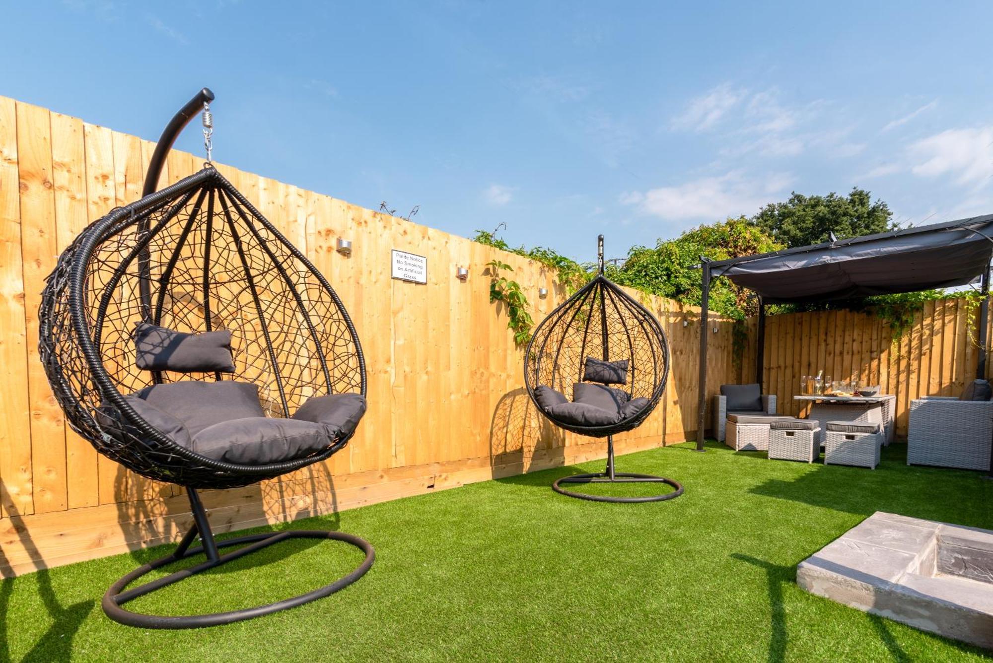 Cosy Cardiff Apartments - Garden Lounge المظهر الخارجي الصورة