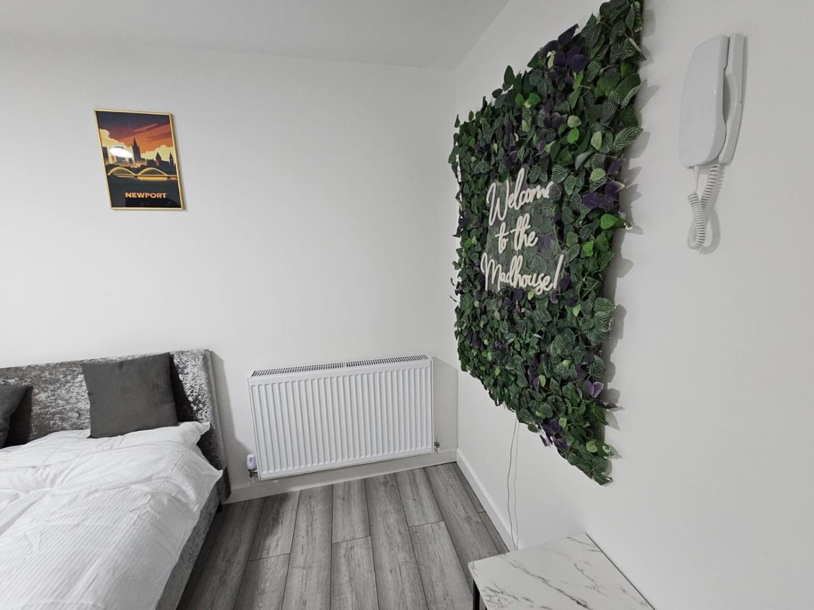 Cosy Cardiff Apartments - Garden Lounge المظهر الخارجي الصورة